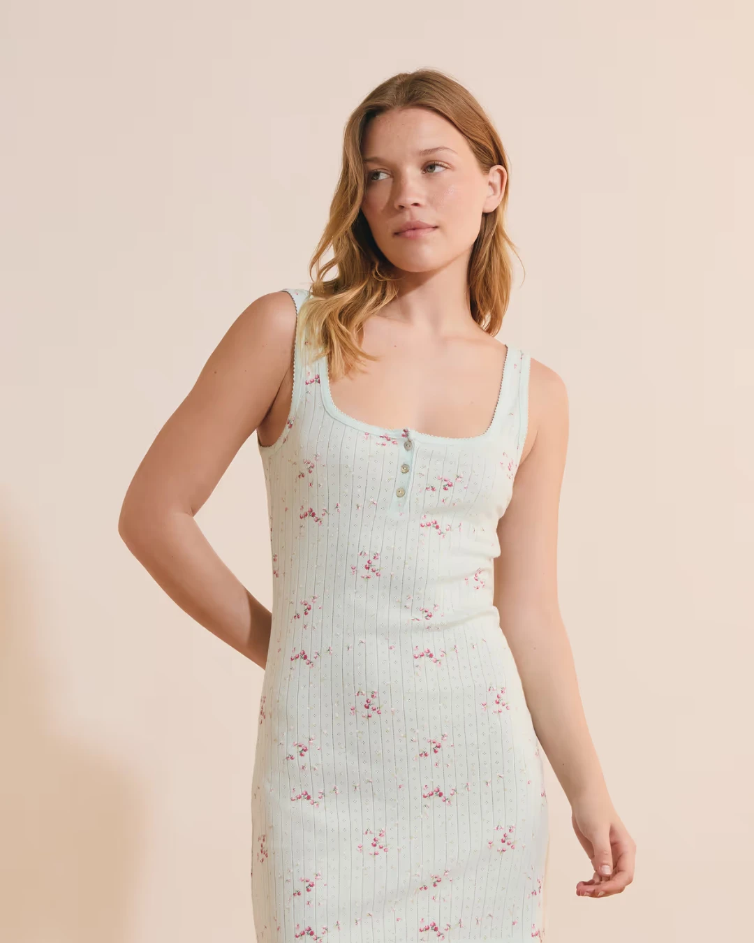 PIJ102 Camisón Marfil Floral Dream - Imagen 1